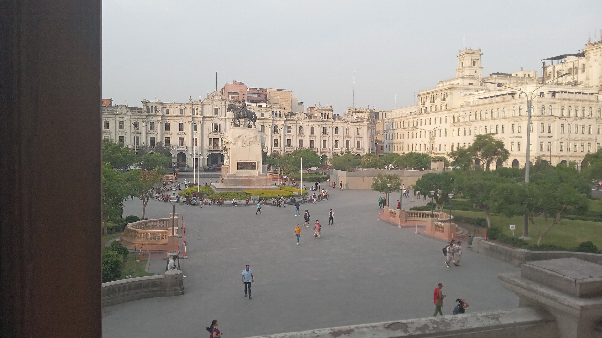 Apoyo a la democracia sube 9 puntos en Perú, según Latinobarómetro
