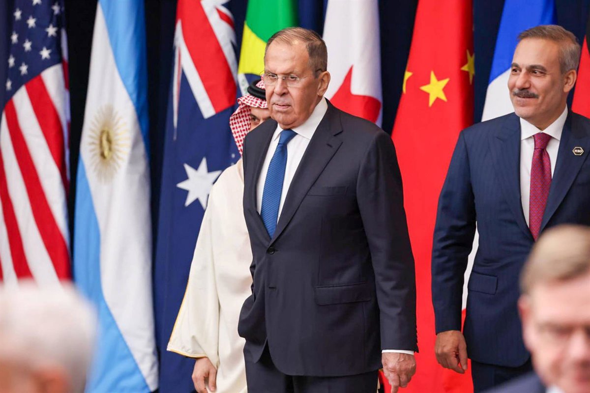 Lavrov dice que EEUU no resuelve los problemas con Rusia en el G20