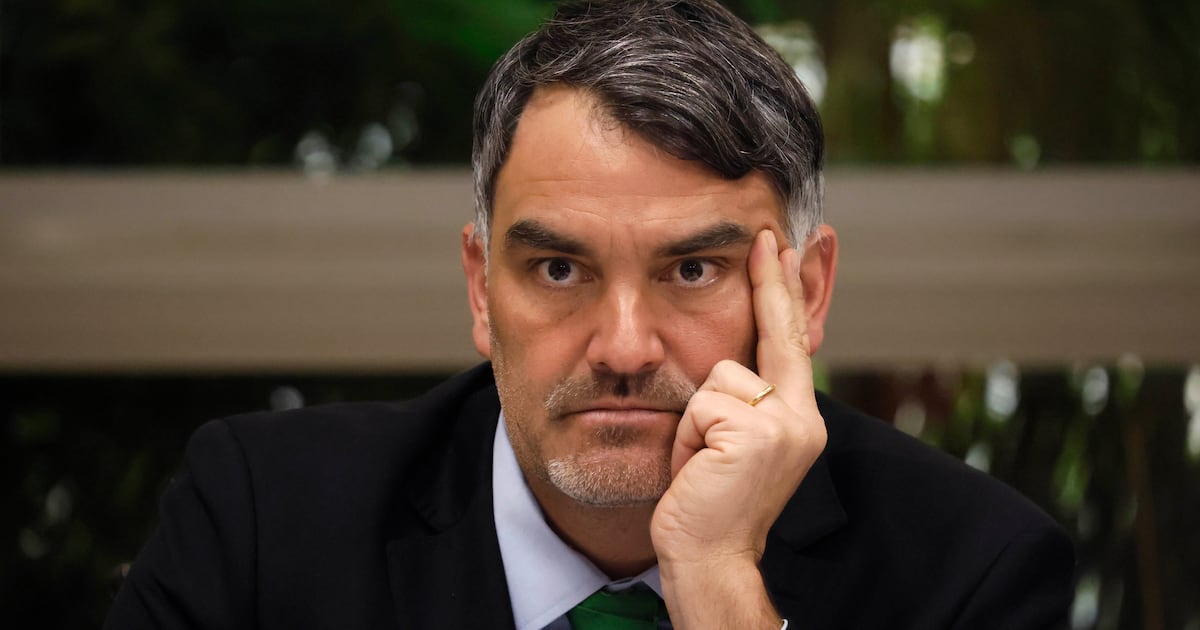 Macaya pide al Gobierno de Kast dejar de culpar al anterior