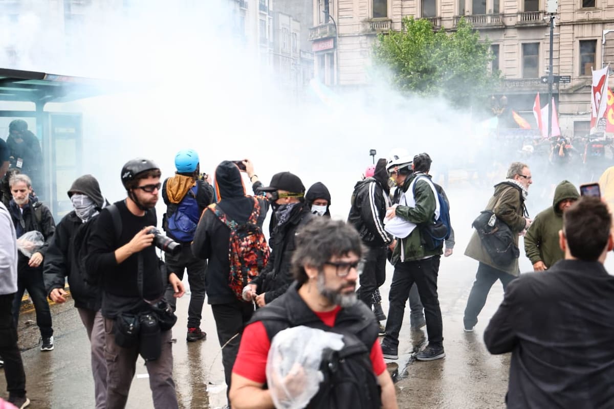 Incidentes y seis heridos en la marcha universitaria frente al Congreso argentino
