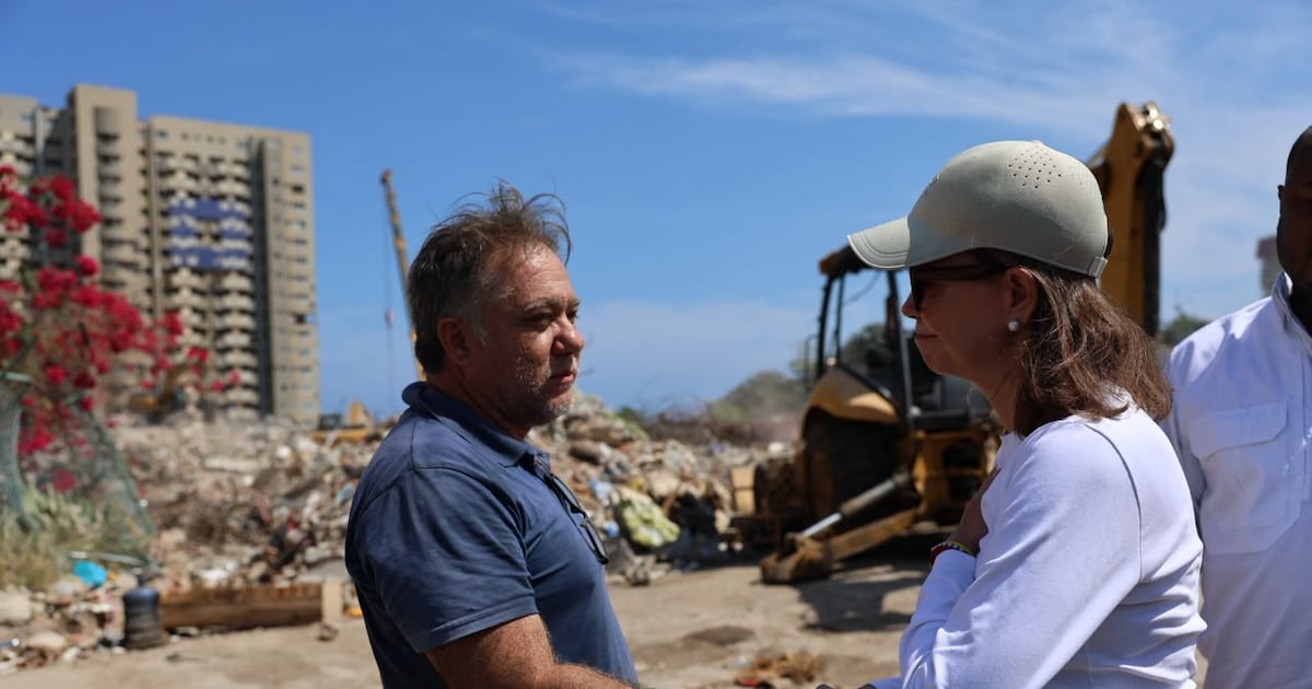 María Corina Machado visita La Guaira tras el terremoto en Venezuela