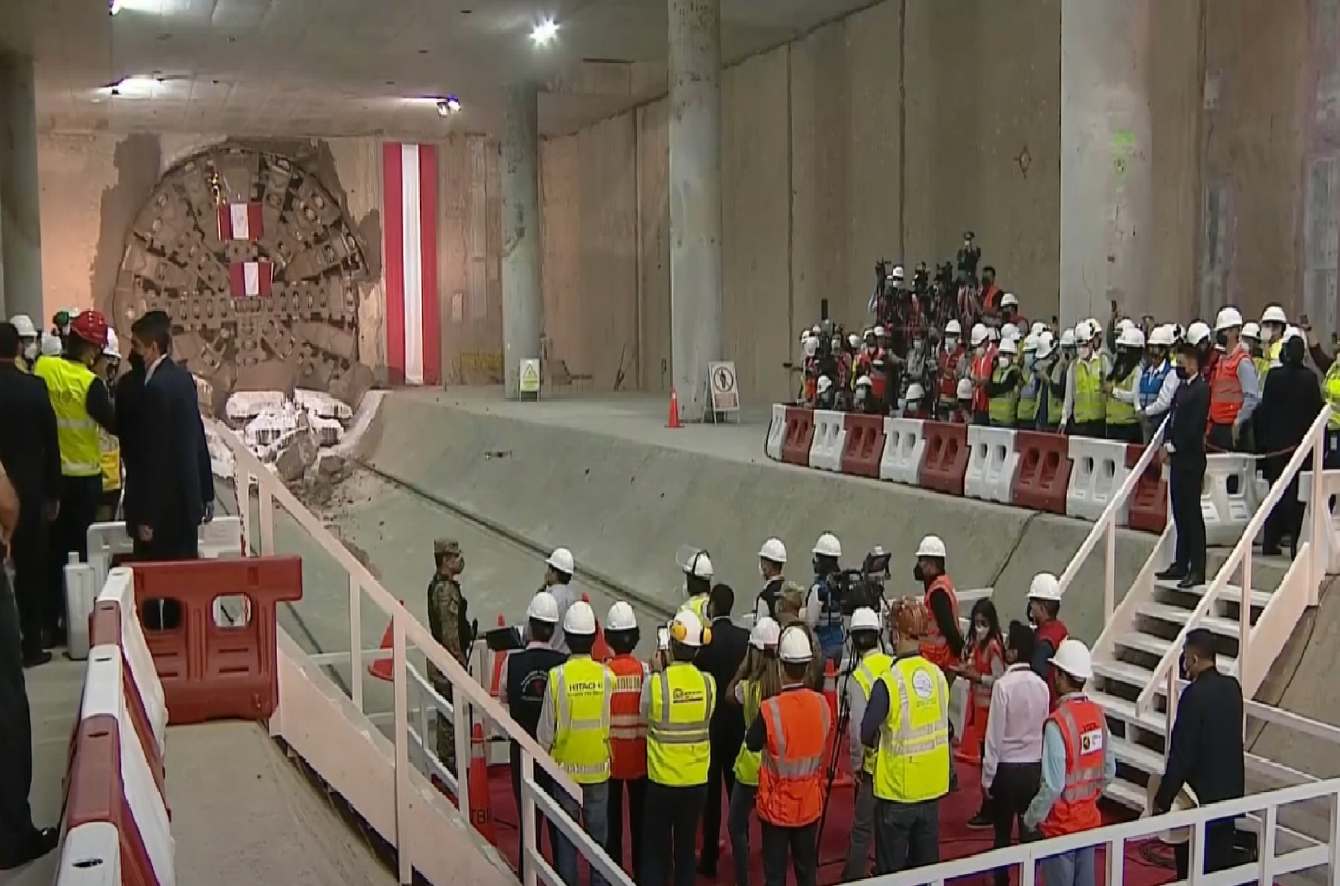 Metro de Lima completa la excavación de 35 km de túneles en Perú