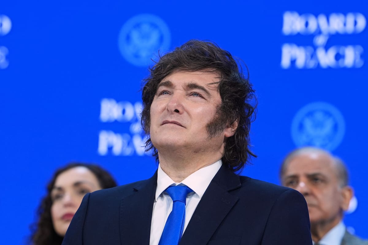 Milei recuerda su discurso de Davos 2024 en medio de protestas en Francia