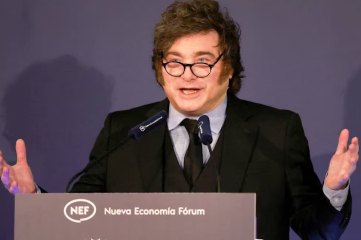 Milei llama «impresentable dictador» a Pedro Sánchez en Madrid