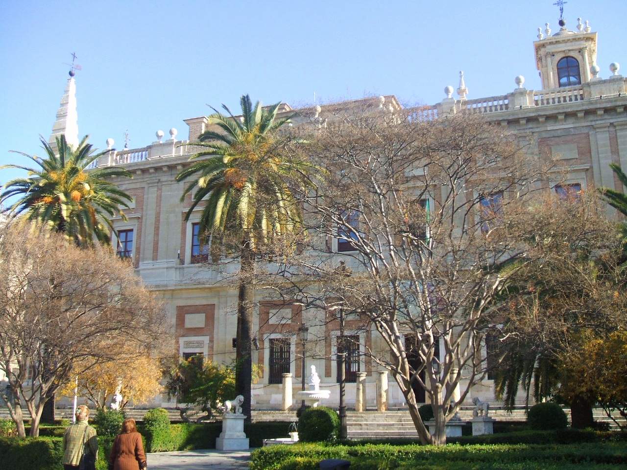 Libro reúne ensayos sobre el Archivo de Indias y la memoria colonial