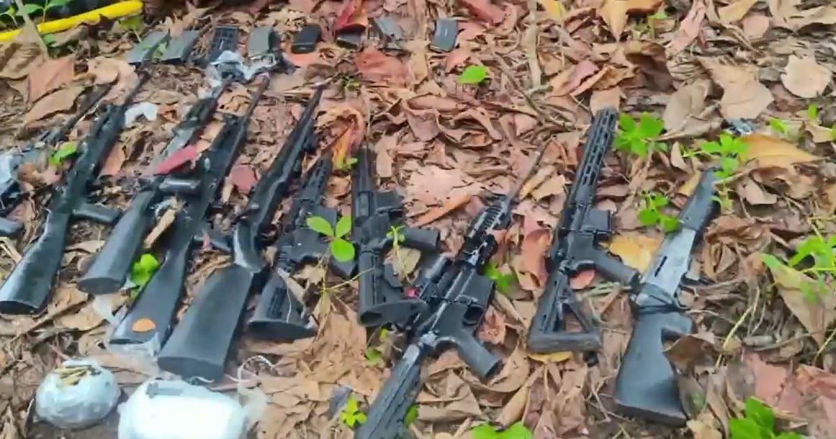 Policía de Colombia incauta 27 fusiles de las ACSN en Santa Marta