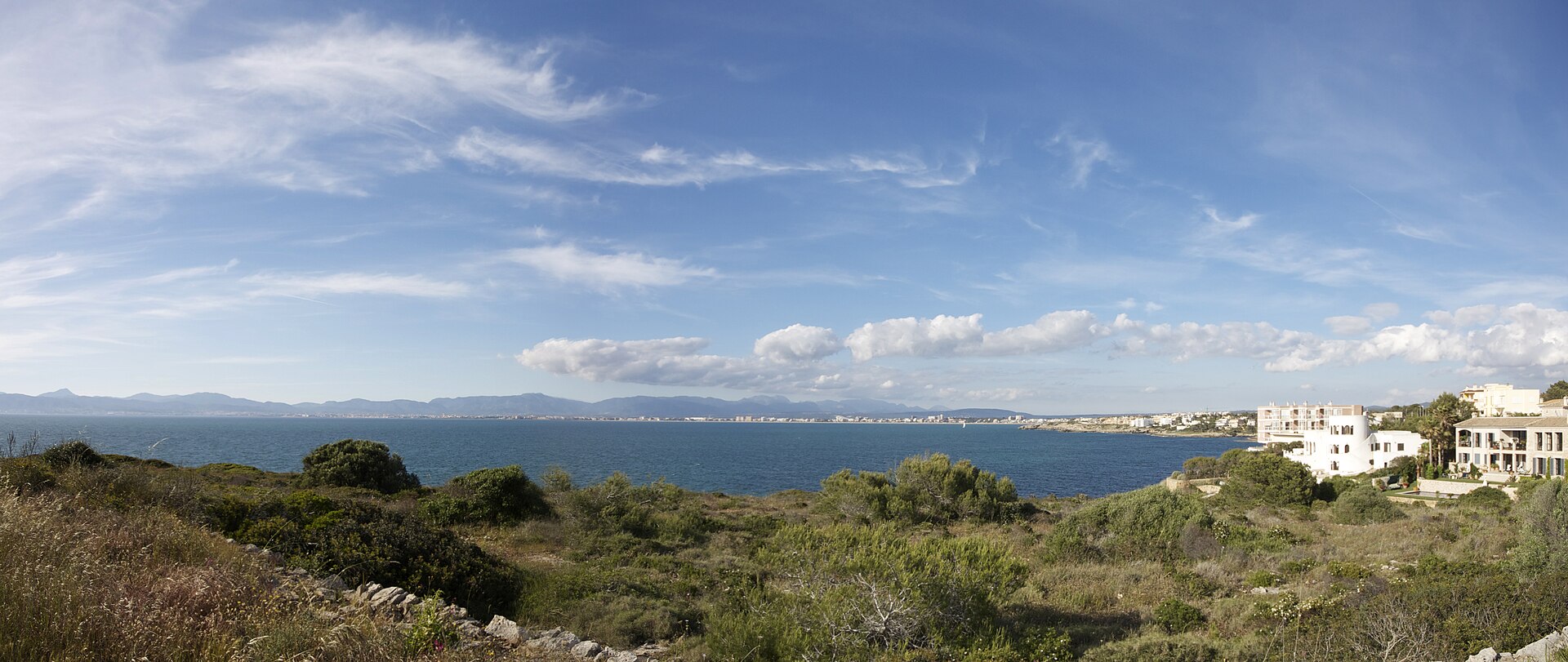 AEMET prevé chubascos fuertes en Menorca y Mallorca este lunes