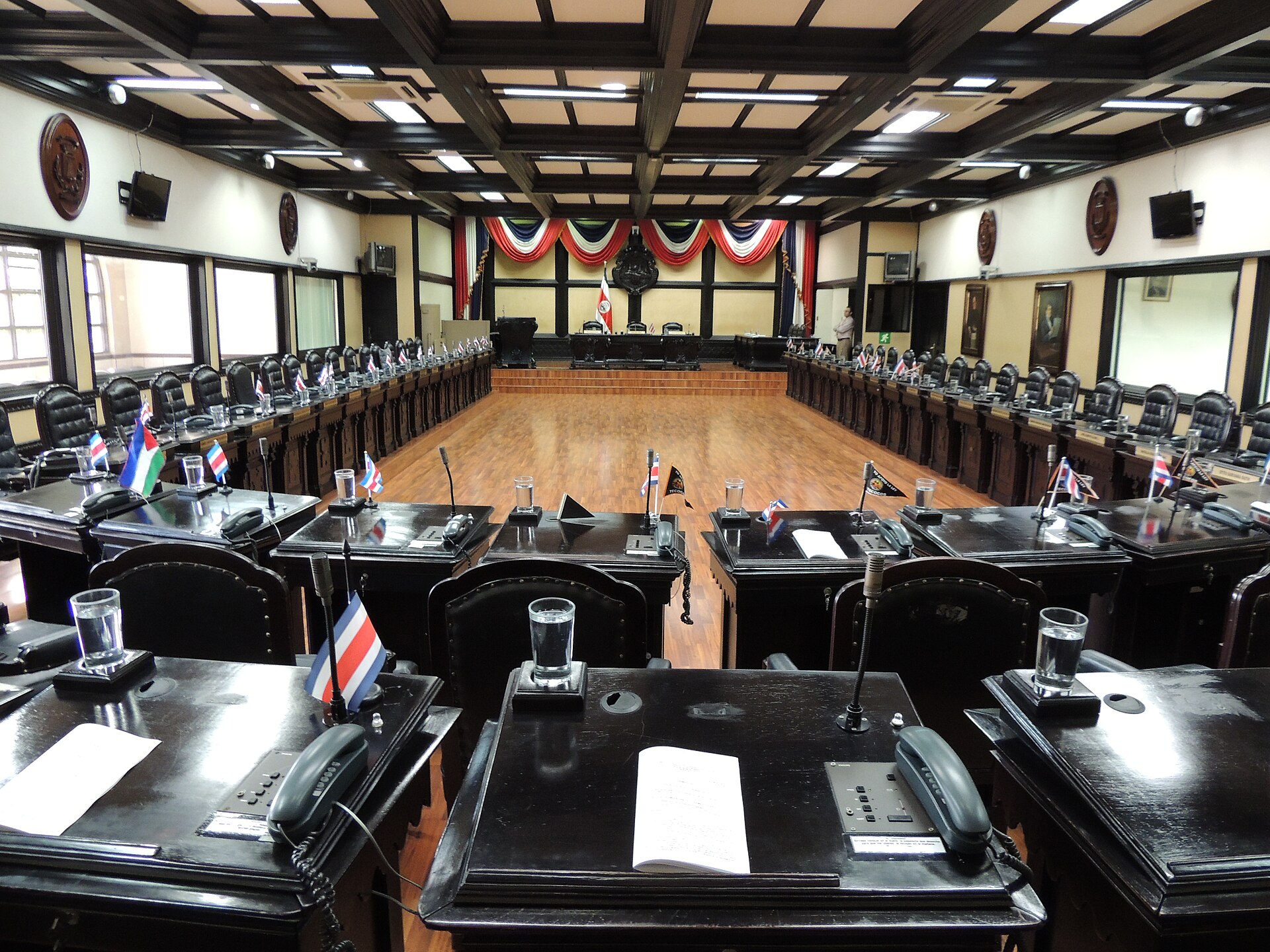 Mociones del PPSO recortan ¢26.000 millones a universidades públicas de Costa Rica