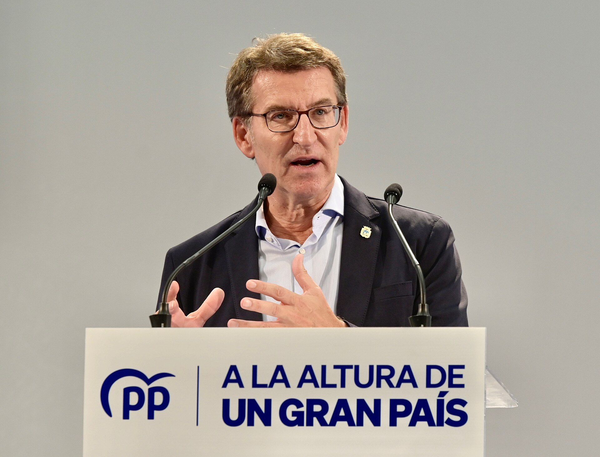 Sánchez y Feijóo encaran su duelo electoral con la vivienda en el centro