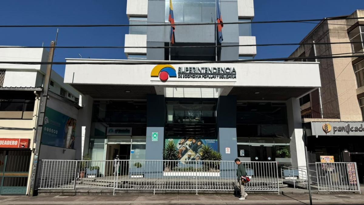 Seps alerta por falsas cooperativas en Ecuador que piden un "encaje" previo