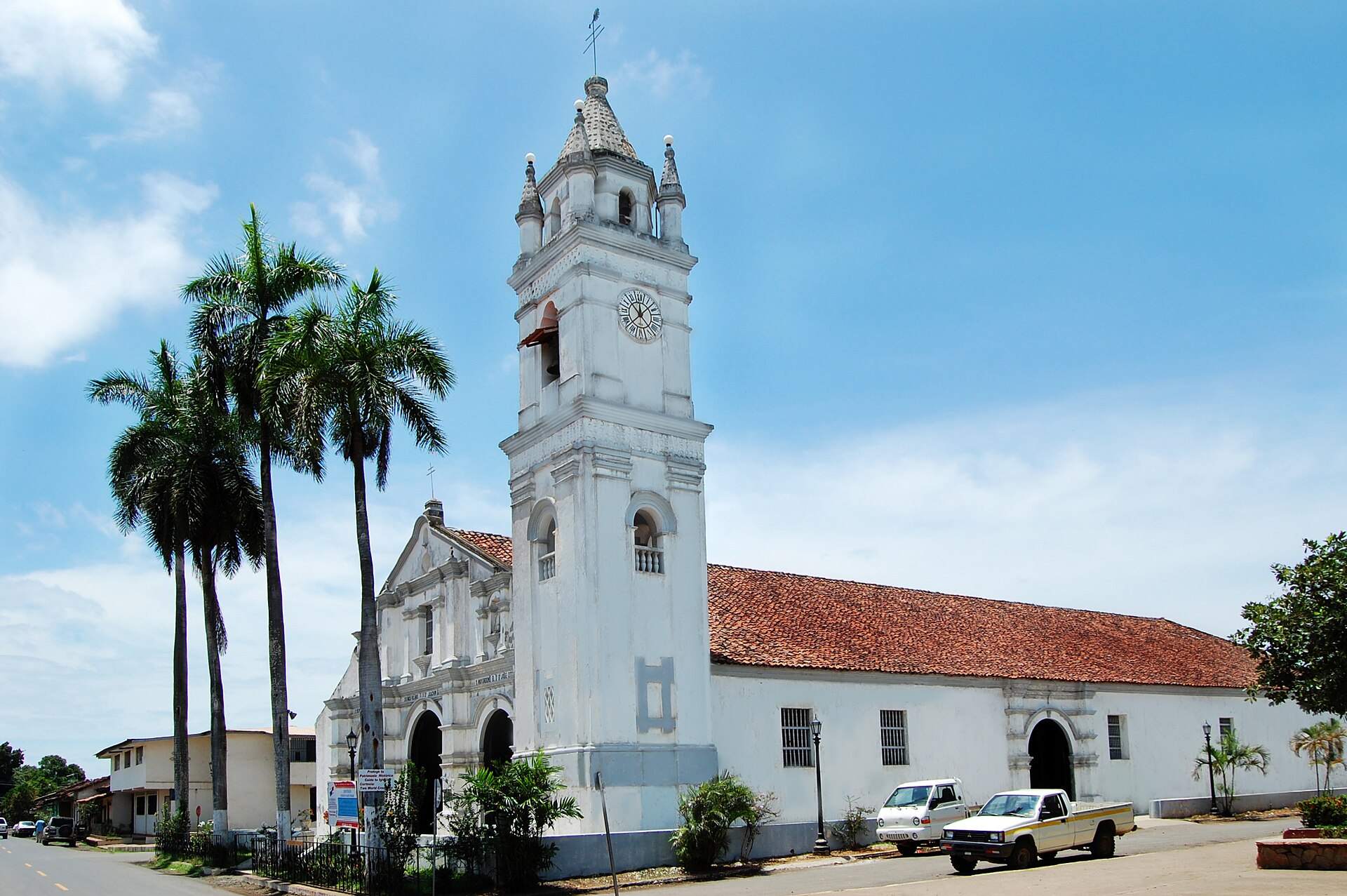 Terremoto daña la iglesia de San Atanasio y viviendas en La Villa de Los Santos