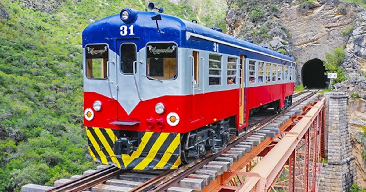 Perú reactiva el Tren Macho en su centenario entre Chilca y Cuenca