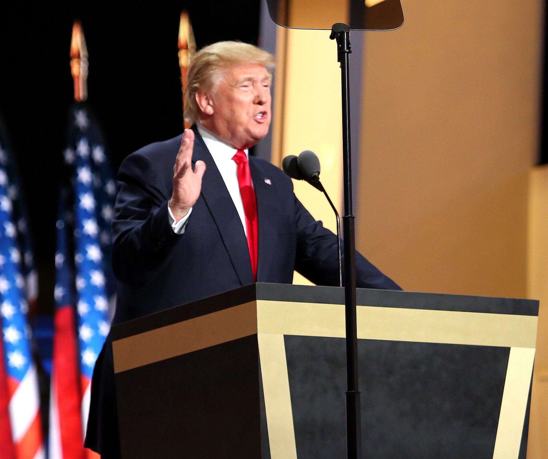 Trump critica al comité del Nobel de la Paz y califica de corrupto el galardón