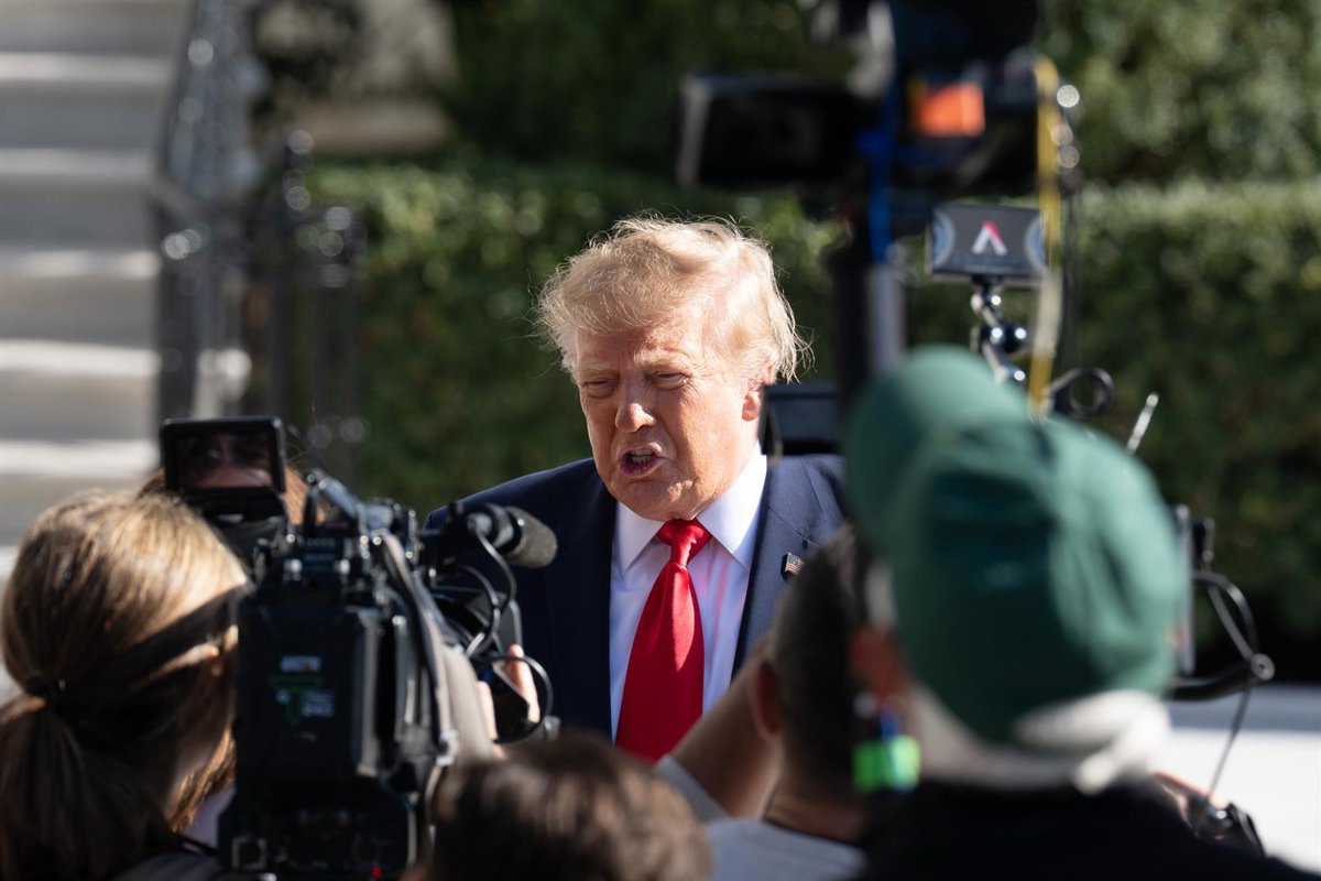 Trump resta importancia a la posibilidad de un ataque a Irán