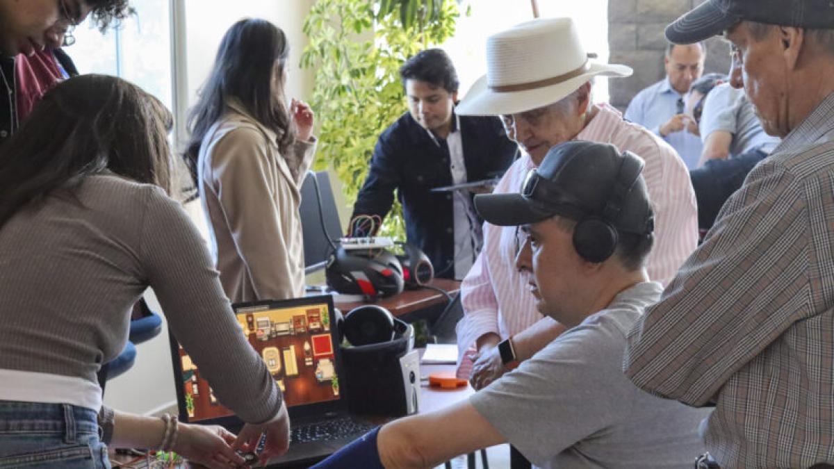 Ecuador: universidad desarrolla tecnología que convierte sonidos en vibraciones para personas sordas