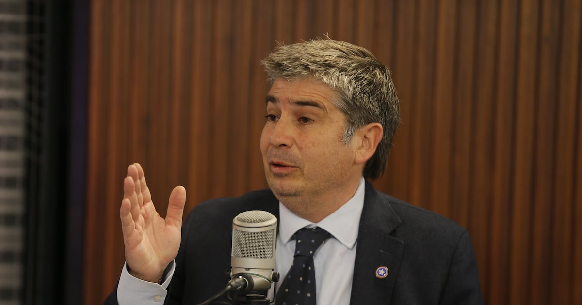 Diputado Vergara pide a Kast indultar a uniformados del estallido social